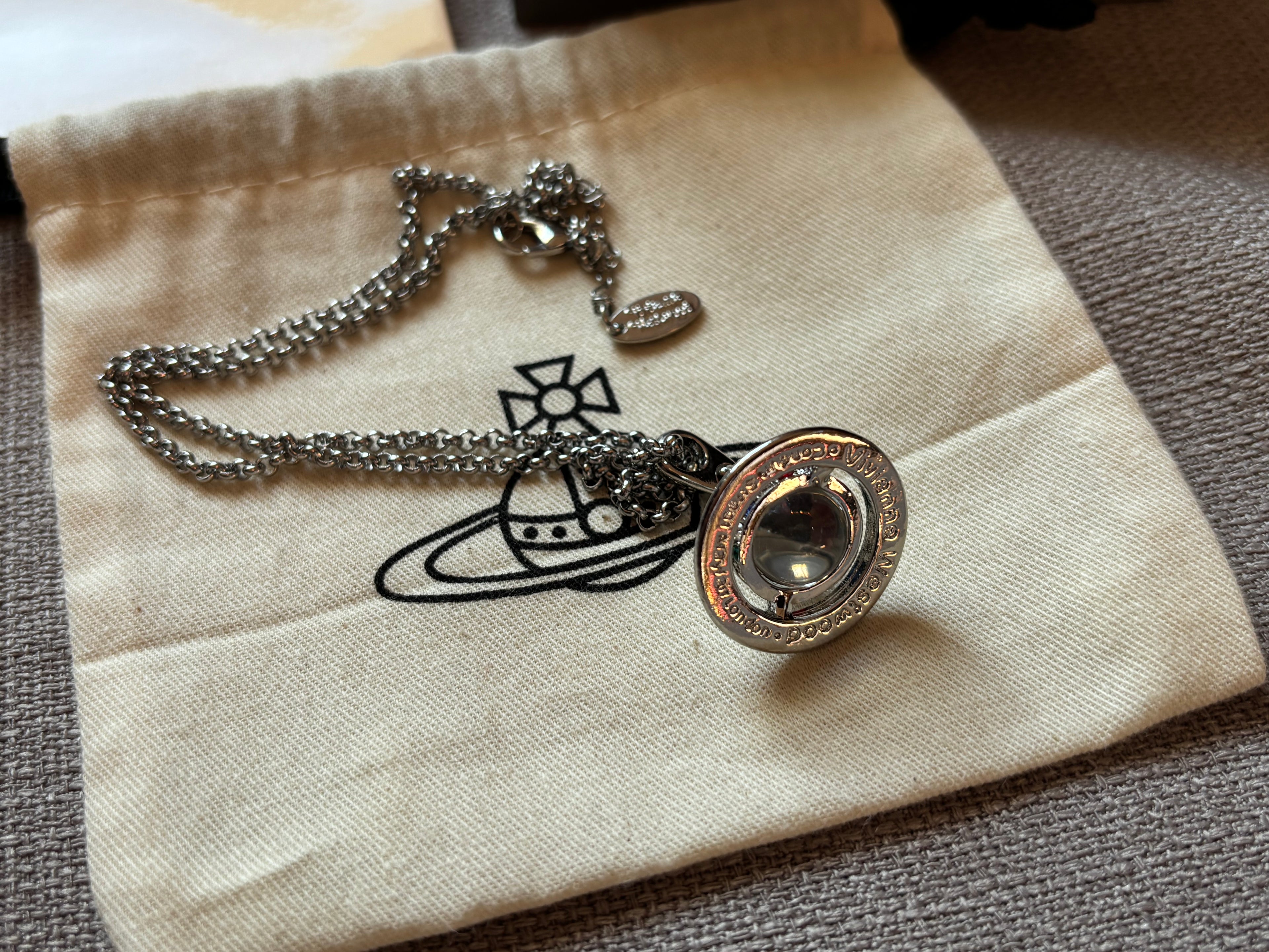 Vivienne Westwood Orb Necklace - clear